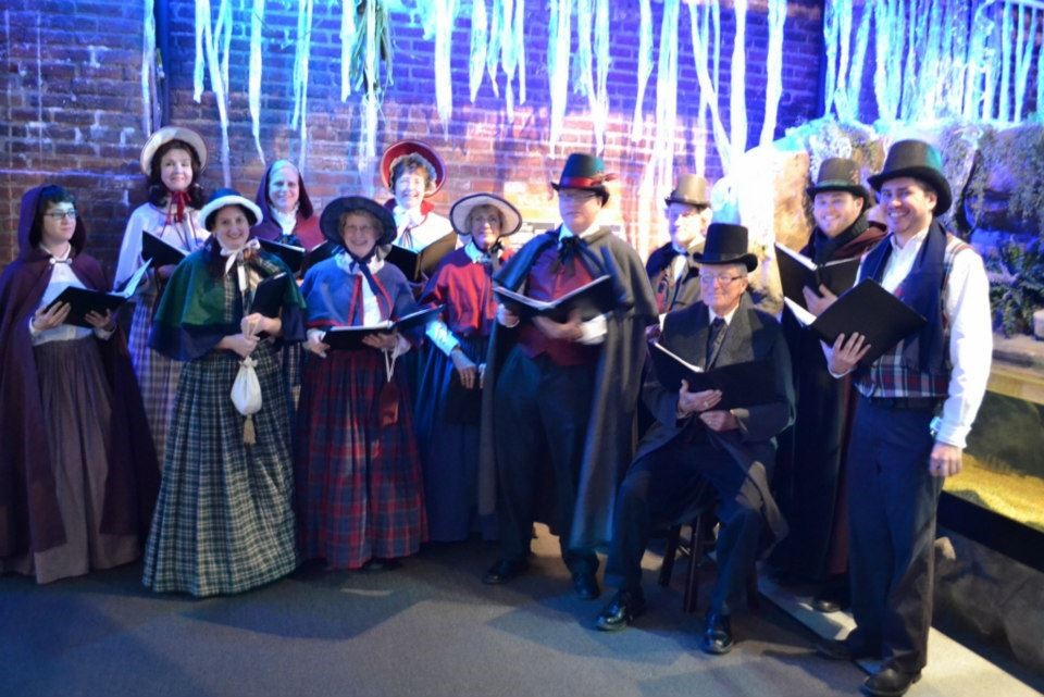 Spotlights Costumed Carolers Broadview Heights Spotlights